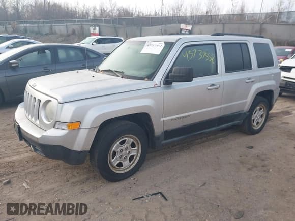 ✅ 2012 Jeep Patriot Sport • VIN: 1C4NJPBA3CD500037 • Лот: 43737552. Опубликован ранее на IAAI с пробегом 190 727 миль. Бесплатный доступ к архиву аукционных продаж из США и подробный отчёт об истории автомобиля на DreamBid. Изображение 2.