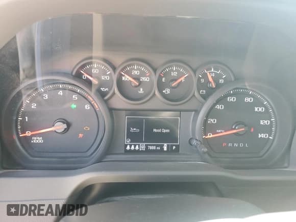 ✅ 2025 Chevrolet Silverado 2500HD Custom • VIN: 2GC4KME74S1148409 • Lot: 69282705. Wystawiony na Copart z przebiegiem 7 666 mil. Bezpłatny archiwum sprzedaży aukcyjnych z USA i szczegółowy raport historii pojazdu na DreamBid. Zdjęcie 9.