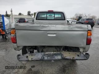 ✅ 2002 Toyota Tacoma PreRunner • VIN: 5TENM92N02Z121881 • Lot: 92675185. Listed on Copart with 234,190 mi. Free auction sales archive from the USA and detailed vehicle history report at DreamBid. Image 6.
