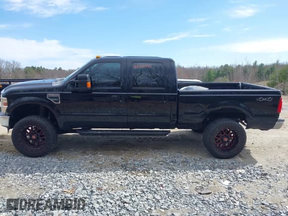 ✅ 2010 Ford F-250 XL • VIN: 1FTSW2B58AEA96492 • Lot: 42016745. Listed on IAAI with 180,355 mi. Free auction sales archive from the USA and detailed vehicle history report at DreamBid. Image 15.
