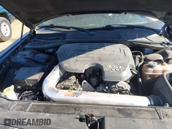 ✅ 2018 Dodge Challenger GT • VIN: 2C3CDZGG2JH112969 • Lot: 42755751. Listed on IAAI with 107,132 mi. Free auction sales archive from the USA and detailed vehicle history report at DreamBid. Image 10.