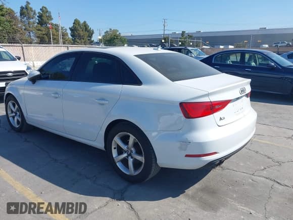 ✅ 2015 Audi A3 Premium • VIN: WAUACGFF2F1031881 • Lot: 42899918. Listed on IAAI with 124,491 mi. Free auction sales archive from the USA and detailed vehicle history report at DreamBid. Image 3.