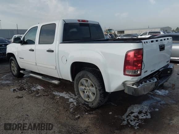 ✅ 2012 GMC Sierra 1500 SLE • VIN: 3GTP2VE79CG149583 • Лот: 43208325. Опубликован ранее на IAAI с пробегом 319 597 миль. Бесплатный доступ к архиву аукционных продаж из США и подробный отчёт об истории автомобиля на DreamBid. Изображение 3.