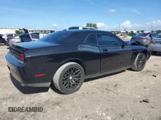 ✅ 2010 Dodge Challenger R/T Classic • VIN: 2B3CJ5DT2AH289070 • Lot: 65970444. Wystawiony na Copart z przebiegiem Nie podano. Bezpłatny archiwum sprzedaży aukcyjnych z USA i szczegółowy raport historii pojazdu na DreamBid. Zdjęcie 3.