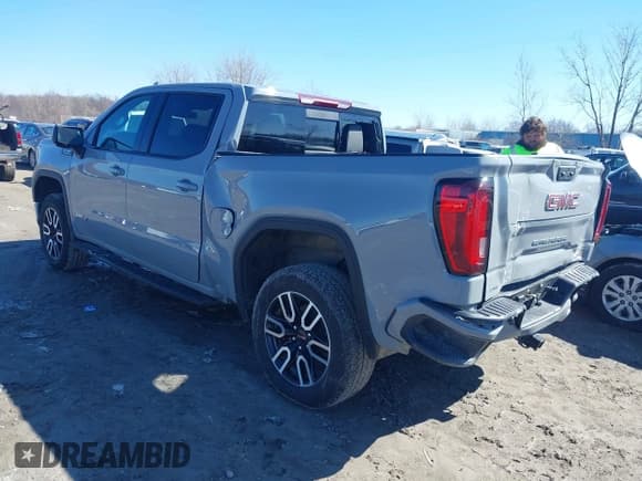 ✅ 2025 GMC Sierra 1500 AT4 • VIN: 3GTUUEELXSG138620 • Лот: 41805574. Опубликован ранее на IAAI с пробегом 13 056 миль. Бесплатный доступ к архиву аукционных продаж из США и подробный отчёт об истории автомобиля на DreamBid. Изображение 3.