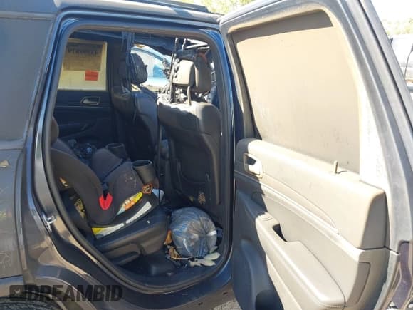 ✅ 2014 Jeep Grand Cherokee Limited • VIN: 1C4RJFBG7EC142580 • Lot: 43399879. Listed on IAAI with 114,105 mi. Free auction sales archive from the USA and detailed vehicle history report at DreamBid. Image 8.