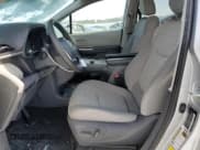 ✅ 2021 Toyota Sienna LE • VIN: 5TDKRKECXMS070833 • Lot: 86757214. Listed on Copart with 48,517 mi. Free auction sales archive from the USA and detailed vehicle history report at DreamBid. Image 7.