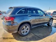 ✅ 2021 Mercedes-Benz GLC 300 • VIN: W1N0G8DB9MV264521 • Lot: 85558355. Listed on Copart with 113,721 mi. Free auction sales archive from the USA and detailed vehicle history report at DreamBid. Image 3.