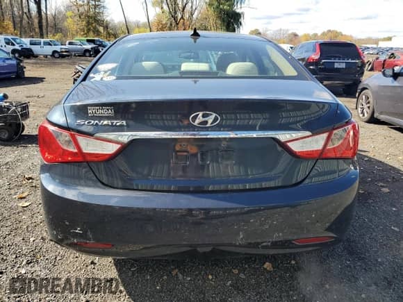 2013 Hyundai Sonata GLS z VIN 5NPEB4AC5DH763754, wystawiony jako Copart lot #89664975 z przebiegiem 138 098 mil mil oraz Szkoda całkowita • Salvage title. Historia ofert i sprzedaży dostępna na DreamBid. Obrazek 6.