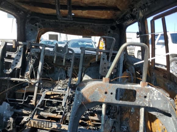 ✅ 2024 Toyota Land Cruiser • VIN: JTEABFAJ9RK008796 • Lot: 71924505. Wystawiony na Copart z przebiegiem Nie podano. Bezpłatny archiwum sprzedaży aukcyjnych z USA i szczegółowy raport historii pojazdu na DreamBid. Zdjęcie 10.