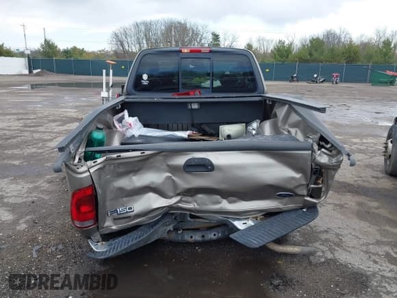 ✅ 2003 Ford F-150 XL • VIN: 2FTRX17L13CA34390 • Лот: 41869497. Опубликован ранее на IAAI с пробегом 114 221 миль. Бесплатный доступ к архиву аукционных продаж из США и подробный отчёт об истории автомобиля на DreamBid. Изображение 17.