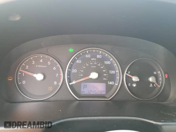 ✅ 2012 Hyundai Santa Fe GLS • VIN: 5XYZGDAB0CG156872 • Лот: 72463214. Размещён на Copart с пробегом 124 528 миль миль. Получите бесплатный доступ к архиву аукционных продаж из США и посмотрите подробный отчёт об истории автомобиля на DreamBid. Изображение 9.