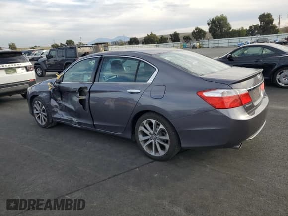 ✅ 2015 Honda Accord Sport • VIN: 1HGCR2F5XFA115193 • Lot: 92475575. Wystawiony na Copart z przebiegiem 119 891 mil. Bezpłatny archiwum sprzedaży aukcyjnych z USA i szczegółowy raport historii pojazdu na DreamBid. Zdjęcie 2.