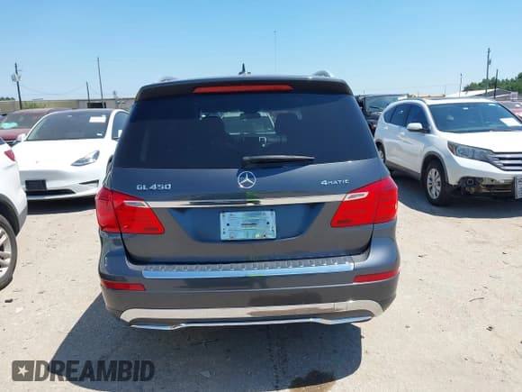 ✅ 2014 Mercedes-Benz GL 450 • VIN: 4JGDF7CE0EA319735 • Лот: 43159331. Опубликован ранее на IAAI с пробегом 81 718 миль. Бесплатный доступ к архиву аукционных продаж из США и подробный отчёт об истории автомобиля на DreamBid. Изображение 16.