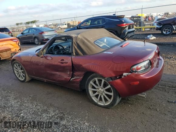 ✅ 2007 Mazda MX-5 Miata Sport • VIN: JM1NC25F970124896 • Lot: 83624394. Wystawiony na Copart z przebiegiem 62 735 mil. Bezpłatny archiwum sprzedaży aukcyjnych z USA i szczegółowy raport historii pojazdu na DreamBid. Zdjęcie 2.