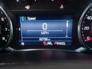 ✅ 2021 Chevrolet Equinox LT • VIN: 3GNAXUEVXML361991 • Lot: 43524949. Wystawiony na IAAI z przebiegiem 52 756 mil. Bezpłatny archiwum sprzedaży aukcyjnych z USA i szczegółowy raport historii pojazdu na DreamBid. Zdjęcie 7.