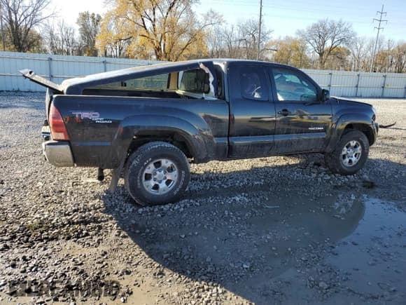 ✅ 2008 Toyota Tacoma • VIN: 5TEUU42N88Z481732 • Лот: 92465735. Опубликован ранее на Copart с пробегом 224 948 миль. Бесплатный доступ к архиву аукционных продаж из США и подробный отчёт об истории автомобиля на DreamBid. Изображение 3.