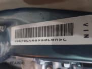 ✅ 2002 Isuzu Trooper S • VIN: JACDJ58X827J01499 • Lot: 41586120. Wystawiony na IAAI z przebiegiem 112 681 mil. Bezpłatny archiwum sprzedaży aukcyjnych z USA i szczegółowy raport historii pojazdu na DreamBid. Zdjęcie 9.