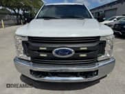 ✅ 2019 Ford F-250 XL • VIN: 1FT7X2A60KEC91808 • Lot: 54107635. Listed on Copart with 101,633 mi. Free auction sales archive from the USA and detailed vehicle history report at DreamBid. Image 5.