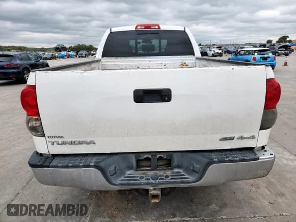 ✅ 2009 Toyota Tundra • VIN: 5TFBW54149X094010 • Lot: 90590785. Wystawiony na Copart z przebiegiem 463 736 mil. Bezpłatny archiwum sprzedaży aukcyjnych z USA i szczegółowy raport historii pojazdu na DreamBid. Zdjęcie 6.