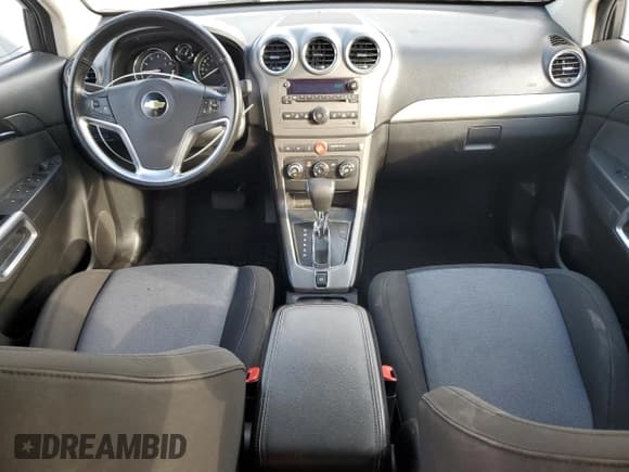 ✅ 2012 Chevrolet Captiva Sport LS • VIN: 3GNAL2EK1CS521640 • Lot: 77411864. Wystawiony na Copart z przebiegiem 142 731 mil. Bezpłatny archiwum sprzedaży aukcyjnych z USA i szczegółowy raport historii pojazdu na DreamBid. Zdjęcie 8.