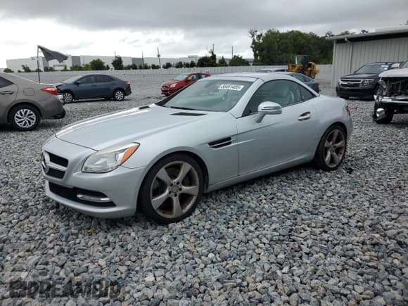 ✅ 2012 Mercedes-Benz SLK 350 • VIN: WDDPK5HA6CF024832 • Lot: 85491485. Wystawiony na Copart z przebiegiem 81 679 mil. Bezpłatny archiwum sprzedaży aukcyjnych z USA i szczegółowy raport historii pojazdu na DreamBid. Zdjęcie 1.