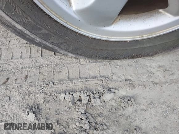 ✅ 2001 Saab 9-5 SE • VIN: YS3EF48Z613013360 • Лот: 41801183. Опубликован ранее на IAAI с пробегом 187 000 миль. Бесплатный доступ к архиву аукционных продаж из США и подробный отчёт об истории автомобиля на DreamBid. Изображение 6.