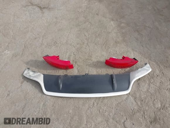 ✅ 2014 Audi RS 5 • VIN: WUAC6AFR7EA900731 • Lot: 42554819. Listed on IAAI with 112,433 mi. Free auction sales archive from the USA and detailed vehicle history report at DreamBid. Image 12.