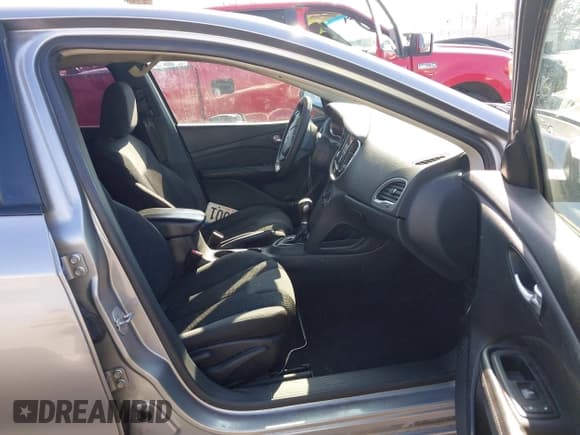 ✅ 2016 Dodge Dart SE • VIN: 1C3CDFAAXGD565536 • Лот: 43629897. Опубликован ранее на IAAI с пробегом 158 171 миль. Бесплатный доступ к архиву аукционных продаж из США и подробный отчёт об истории автомобиля на DreamBid. Изображение 5.