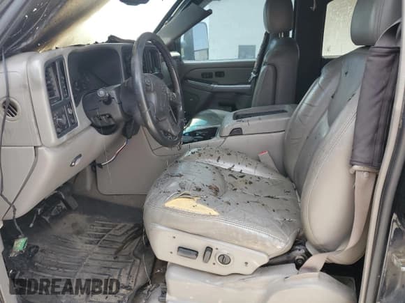 ✅ 2007 Chevrolet Silverado 2500HD LT3 • VIN: 1GCHK23D87F157726 • Lot: 60257505. Wystawiony na Copart z przebiegiem Nie podano. Bezpłatny archiwum sprzedaży aukcyjnych z USA i szczegółowy raport historii pojazdu na DreamBid. Zdjęcie 7.