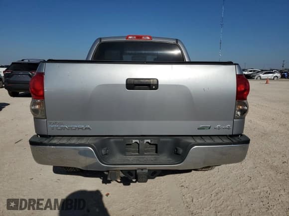 ✅ 2009 Toyota Tundra • VIN: 5TFDW54199X091273 • Lot: 73757294. Listed on Copart with 140,039 mi. Free auction sales archive from the USA and detailed vehicle history report at DreamBid. Image 6.