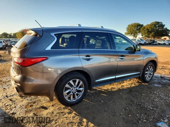 ✅ 2015 Infiniti QX60 • VIN: 5N1AL0MN7FC508924 • Lot: 90487295. Wystawiony na Copart z przebiegiem 138 404 mil. Bezpłatny archiwum sprzedaży aukcyjnych z USA i szczegółowy raport historii pojazdu na DreamBid. Zdjęcie 3.
