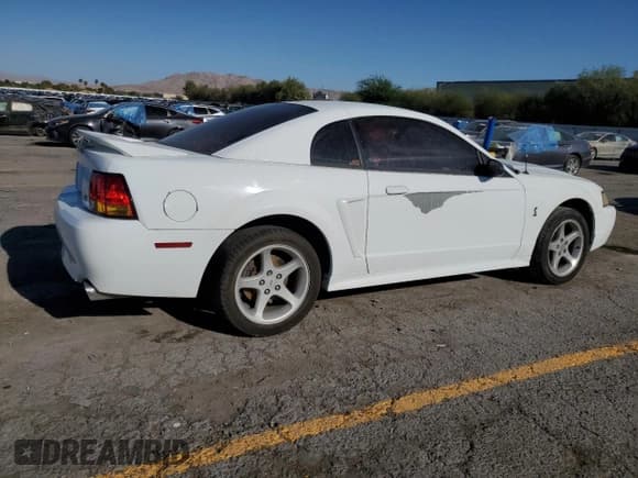 ✅ 1999 Ford Mustang SVT Cobra • VIN: 1FAFP47V5XF182760 • Lot: 80104715. Wystawiony na Copart z przebiegiem 212 289 mil. Bezpłatny archiwum sprzedaży aukcyjnych z USA i szczegółowy raport historii pojazdu na DreamBid. Zdjęcie 3.