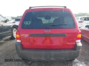 ✅ 2007 Ford Escape XLT • VIN: 1FMYU03Z37KC07395 • Lot: 42590199. Wystawiony na IAAI z przebiegiem 177 245 mil. Bezpłatny archiwum sprzedaży aukcyjnych z USA i szczegółowy raport historii pojazdu na DreamBid. Zdjęcie 16.