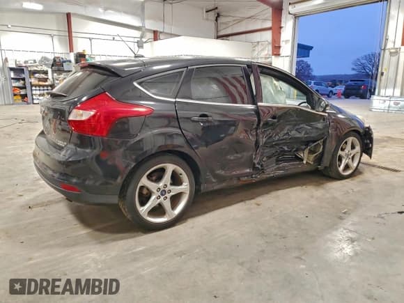 ✅ 2012 Ford Focus Titanium • VIN: 1FAHP3N23CL463608 • Lot: 94284595. Listed on Copart with 142,923 mi. Free auction sales archive from the USA and detailed vehicle history report at DreamBid. Image 3.