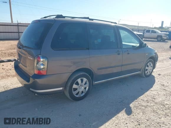 ✅ 2006 Mazda MPV LX • VIN: JM3LW28AX60562766 • Lot: 43387014. Wystawiony na IAAI z przebiegiem 161 934 mil. Bezpłatny archiwum sprzedaży aukcyjnych z USA i szczegółowy raport historii pojazdu na DreamBid. Zdjęcie 4.