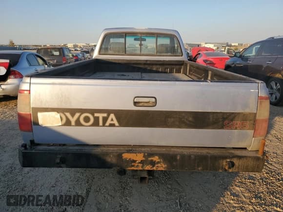 ✅ 1993 Toyota T100 • VIN: JT4VD20A7P0004037 • Лот: 80854935. Опубликован ранее на Copart с пробегом 466 775 миль. Бесплатный доступ к архиву аукционных продаж из США и подробный отчёт об истории автомобиля на DreamBid. Изображение 6.