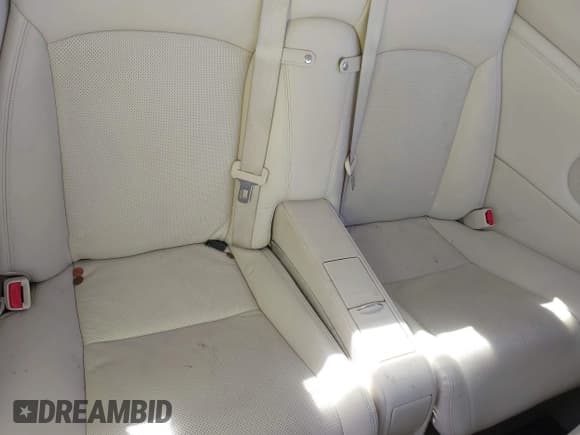 ✅ 2010 Lexus IS 250 C • VIN: JTHFF2C26A2502906 • Lot: 42345094. Listed on IAAI with 200,600 mi. Free auction sales archive from the USA and detailed vehicle history report at DreamBid. Image 8.