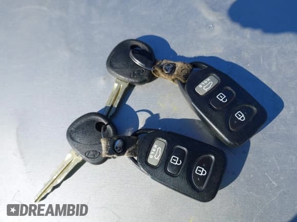 ✅ 2013 Hyundai Elantra GLS • VIN: 5NPDH4AEXDH326392 • Lot: 43402977. Listed on IAAI with 122,358 mi. Free auction sales archive from the USA and detailed vehicle history report at DreamBid. Image 11.