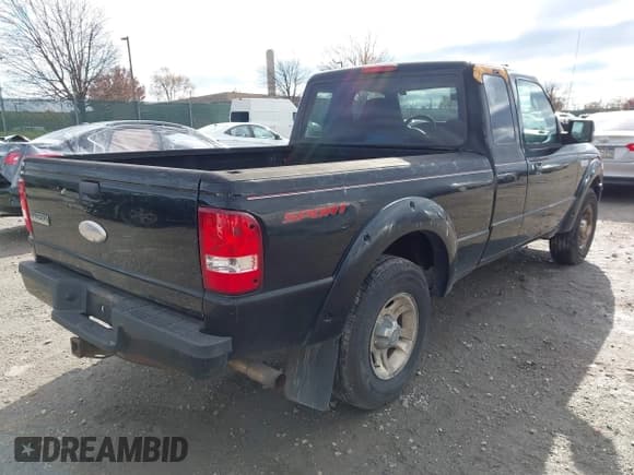 ✅ 2009 Ford Ranger XL • VIN: 1FTYR14E09PA42743 • Lot: 43611790. Wystawiony na IAAI z przebiegiem 142 261 mil. Bezpłatny archiwum sprzedaży aukcyjnych z USA i szczegółowy raport historii pojazdu na DreamBid. Zdjęcie 4.
