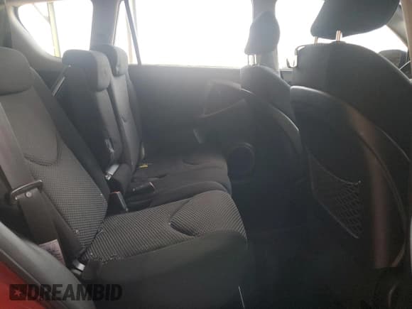 ✅ 2008 Toyota RAV4 Sport • VIN: JTMBK32V685053684 • Лот: 91057455. Опубликован ранее на Copart с пробегом 164 755 миль. Бесплатный доступ к архиву аукционных продаж из США и подробный отчёт об истории автомобиля на DreamBid. Изображение 10.