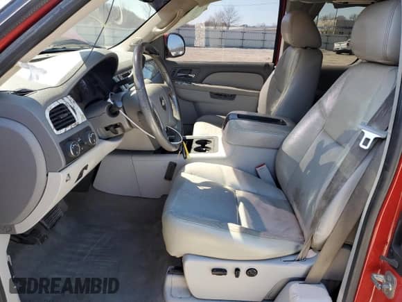 2012 Chevrolet Silverado 1500 LTZ с VIN 1GCRKTE77CZ340934, выставлен на аукционе Copart как лот 49157935 с пробегом 193 208 миль миль и На запчасти • Non repairable. История ставок и продаж доступна на DreamBid. Изображение 7.