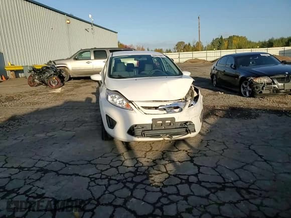 ✅ 2012 Ford Fiesta SE • VIN: 3FADP4EJ1CM115655 • Лот: 89851385. Опубликован ранее на Copart с пробегом 41 087 миль. Бесплатный доступ к архиву аукционных продаж из США и подробный отчёт об истории автомобиля на DreamBid. Изображение 13.