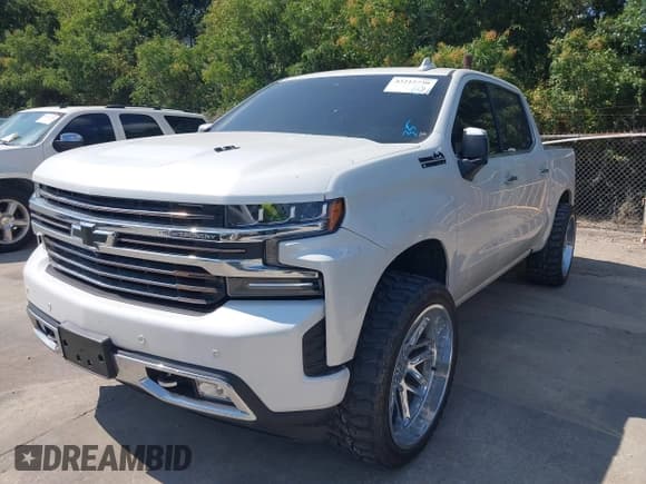 ✅ 2019 Chevrolet Silverado 1500 High Country • VIN: 3GCUYHEL4KG127750 • Lot: 43215730. Wystawiony na IAAI z przebiegiem 100 824 mil. Bezpłatny archiwum sprzedaży aukcyjnych z USA i szczegółowy raport historii pojazdu na DreamBid. Zdjęcie 17.