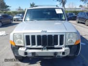 ✅ 2006 Jeep Commander • VIN: 1J8HH48NX6C330781 • Lot: 41604799. Listed on IAAI with 117,200 mi. Free auction sales archive from the USA and detailed vehicle history report at DreamBid. Image 13.