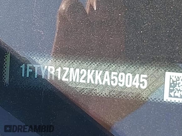 ✅ 2019 Ford Transit • VIN: 1FTYR1ZM2KKA59045 • Lot: 40299644. Wystawiony na IAAI z przebiegiem 89 518 mil. Bezpłatny archiwum sprzedaży aukcyjnych z USA i szczegółowy raport historii pojazdu na DreamBid. Zdjęcie 9.