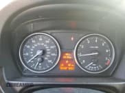 ✅ 2011 BMW 3 Series 328i • VIN: WBAPH7C53BE679658 • Лот: 90756665. Опубликован ранее на Copart с пробегом 157 187 миль. Бесплатный доступ к архиву аукционных продаж из США и подробный отчёт об истории автомобиля на DreamBid. Изображение 9.