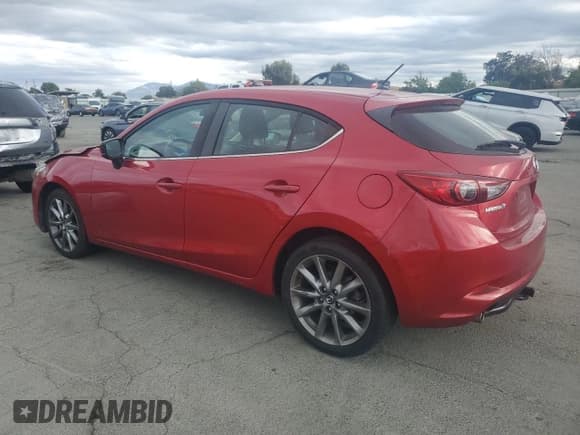 ✅ 2018 Mazda 3 Touring • VIN: 3MZBN1L39JM163392 • Lot: 84567475. Wystawiony na Copart z przebiegiem 52 483 mil. Bezpłatny archiwum sprzedaży aukcyjnych z USA i szczegółowy raport historii pojazdu na DreamBid. Zdjęcie 2.