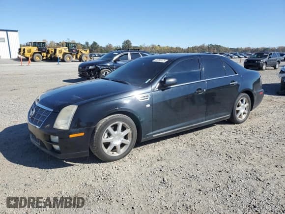 ✅ 2011 Cadillac STS RWD • VIN: 1G6DW6ED9B0145882 • Lot: 92283475. Wystawiony na Copart z przebiegiem 177 439 mil. Bezpłatny archiwum sprzedaży aukcyjnych z USA i szczegółowy raport historii pojazdu na DreamBid. Zdjęcie 1.