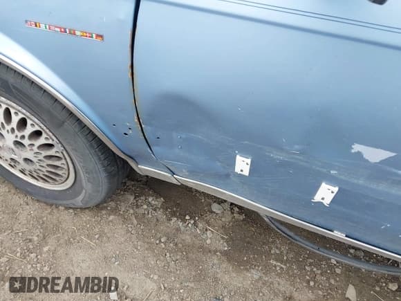 ✅ 1991 Oldsmobile Cutlass Ciera • VIN: 1G3AM54N3M6309525 • Lot: 42261904. Listed on IAAI with 121,774 mi. Free auction sales archive from the USA and detailed vehicle history report at DreamBid. Image 14.